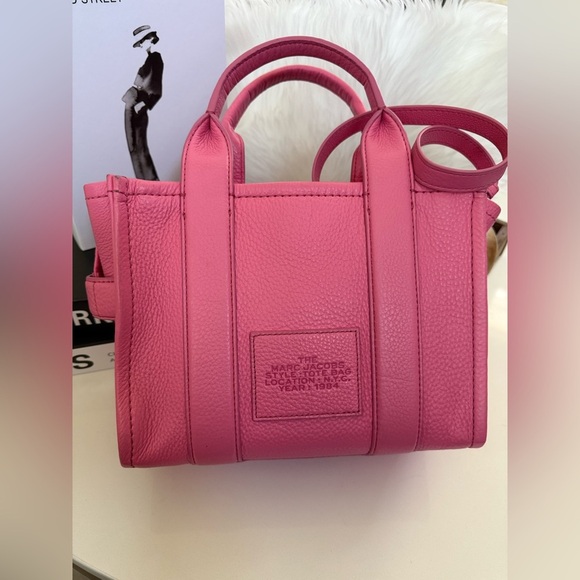 Marc Jacobs The Leather Tote Crossbody Bag – Candy Pink -Rare & Sold Out - Picture 9 of 16